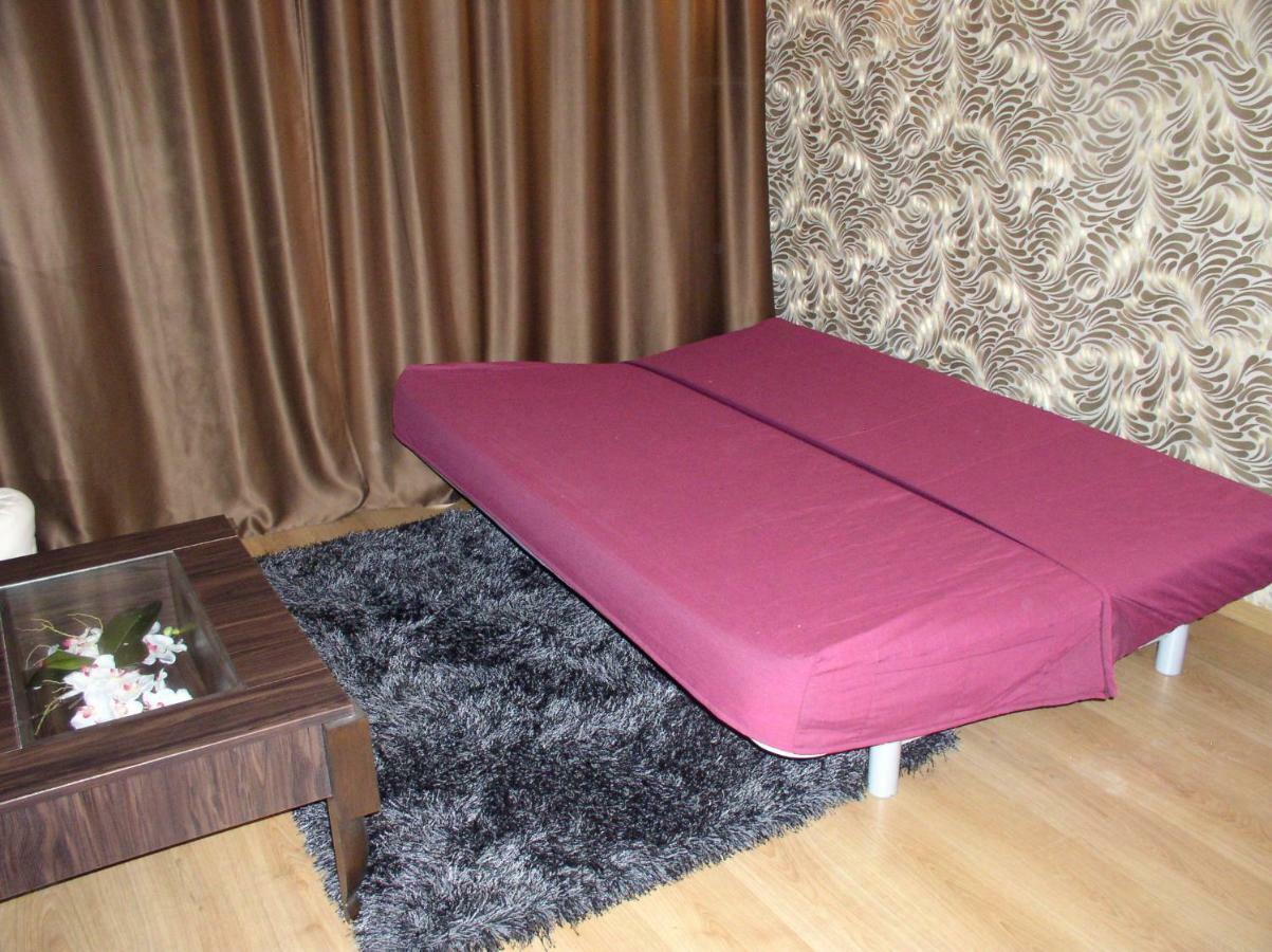 סאני ביץ' Lvv Palace Apartment מראה חיצוני תמונה